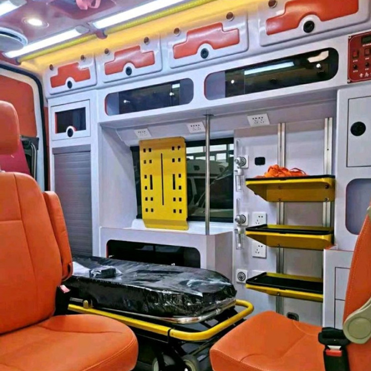邯山长途救护车护送病人租赁价格